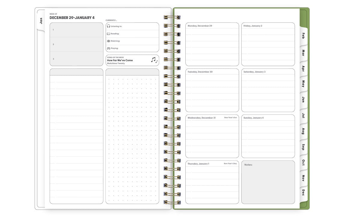 weekly spread featuring top 3 for the week, lined writing space, dotted matrix spread, and daily boxes with ample writing space