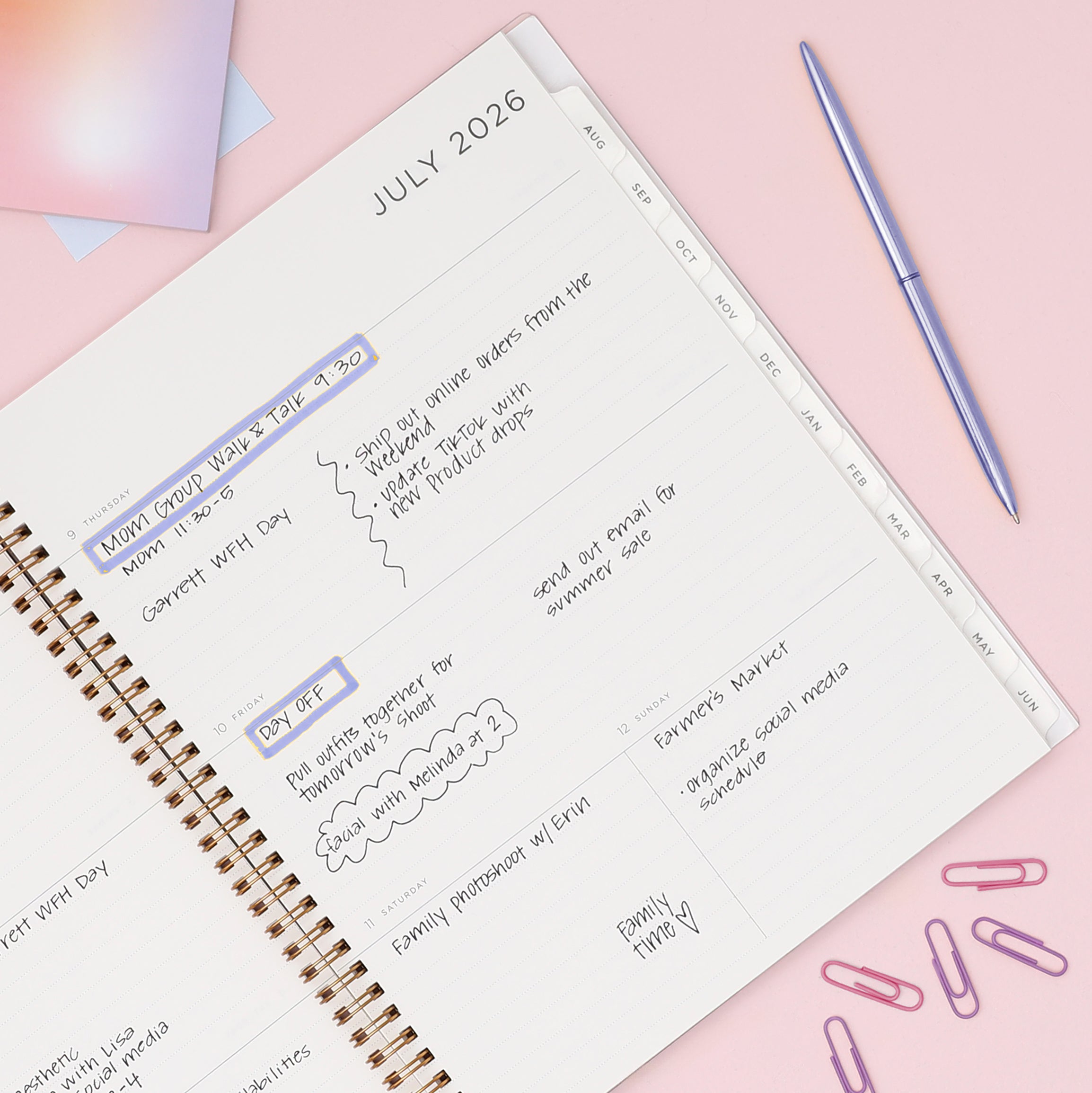 2026-2027 weekly spread featuring ample writing space, bullet points, to do-list.