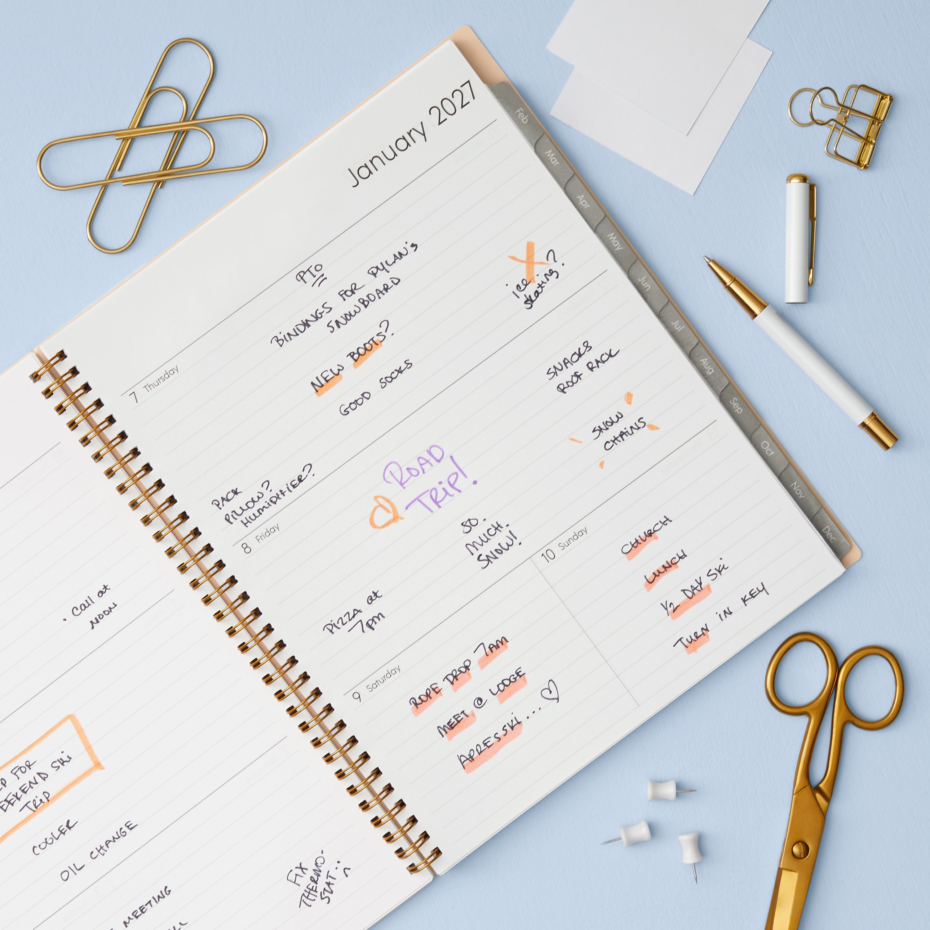 2027 weekly layout featuring lined writing space and organized sections for planning 8.5x11