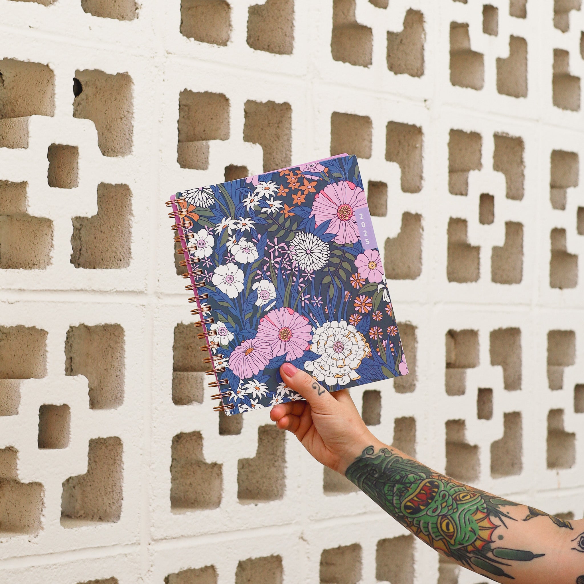 floral waav pattern 7x9 size