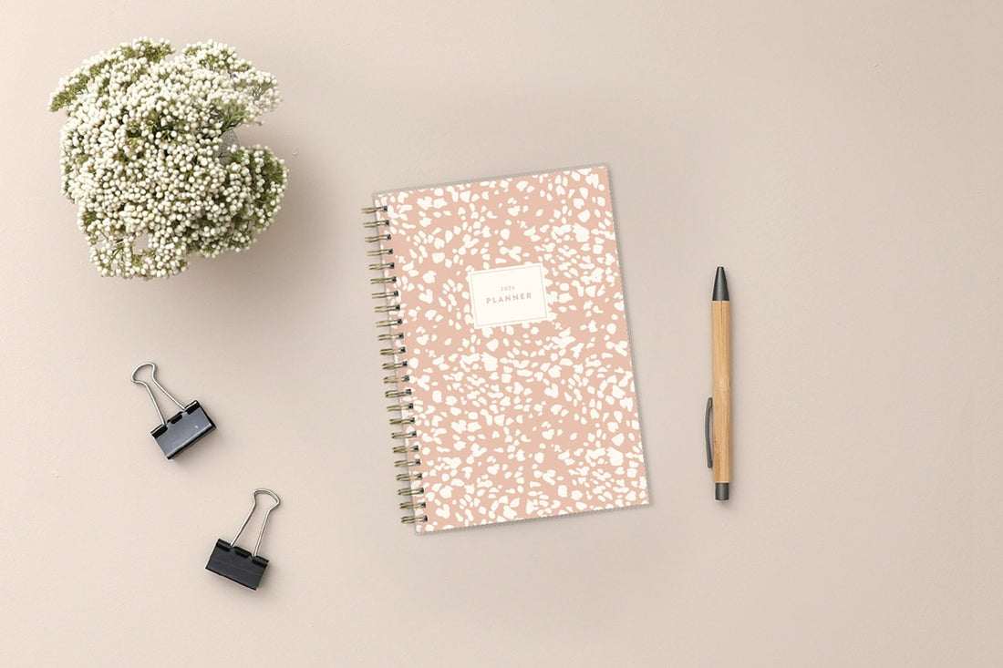 Natalya 2026 Weekly Monthly 5x8 Planning Calendar