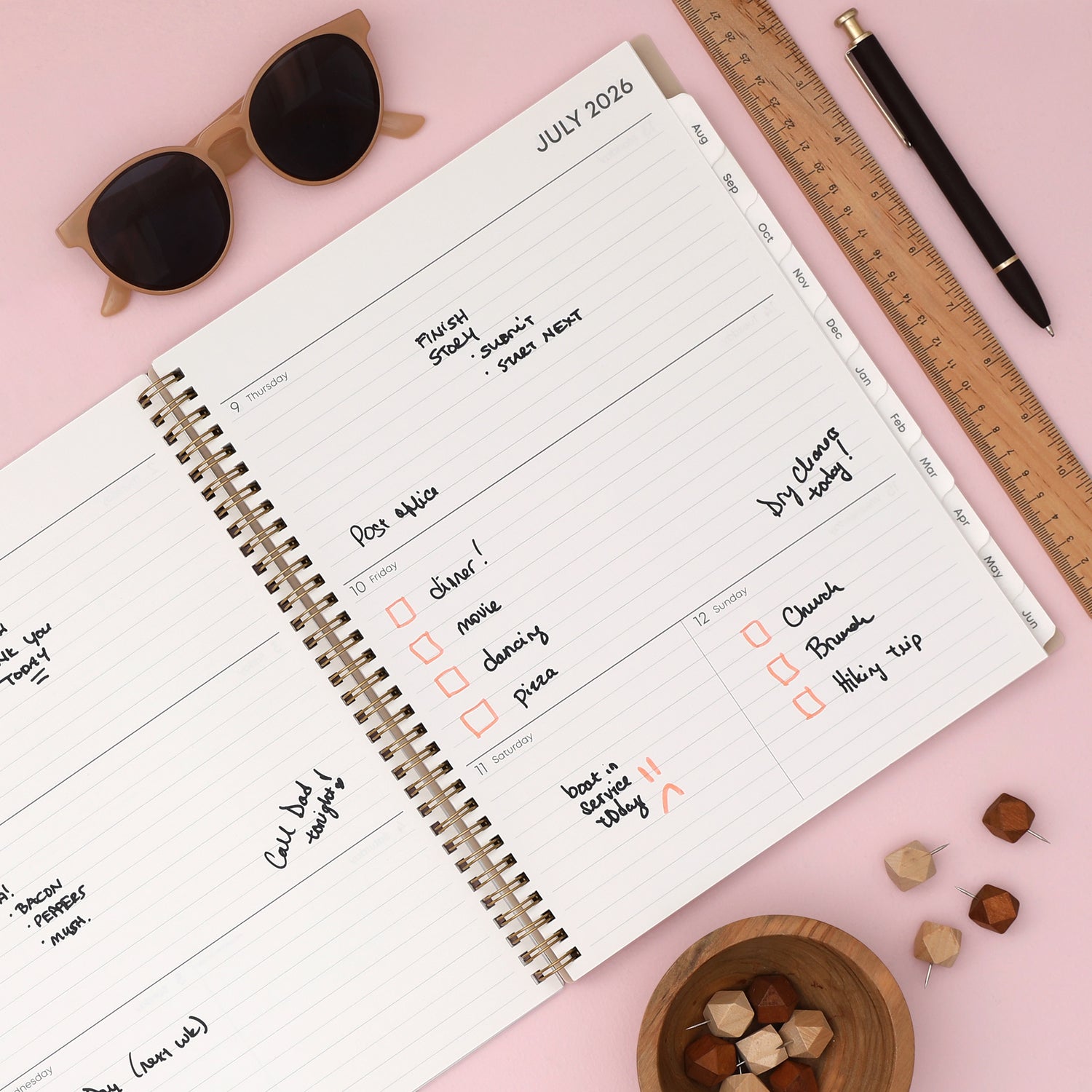 2026-2027 weekly spread featuring ample writing space, bullet points, to do-list.
