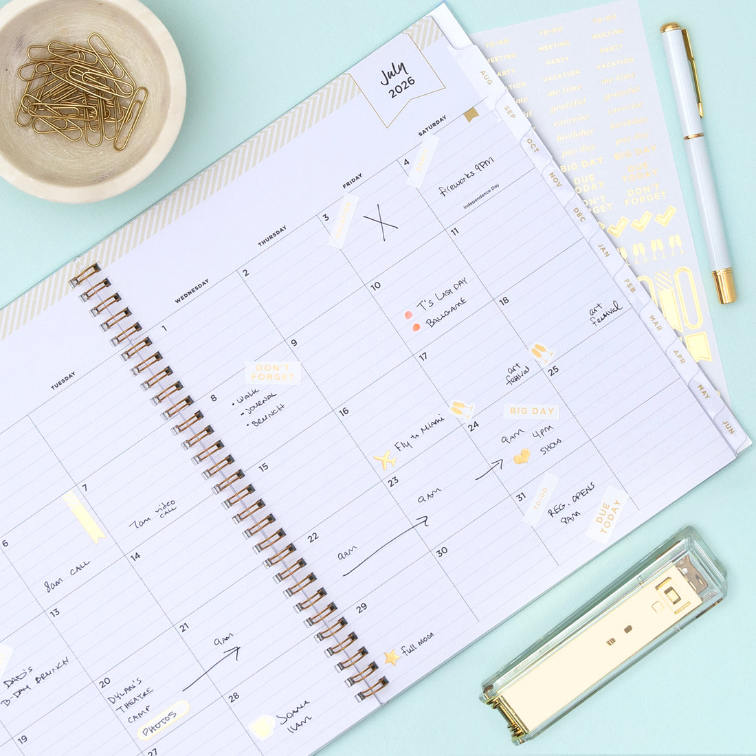 Climbing Floral Mint 2026-2027 Monthly 8x10 Planning Calendar