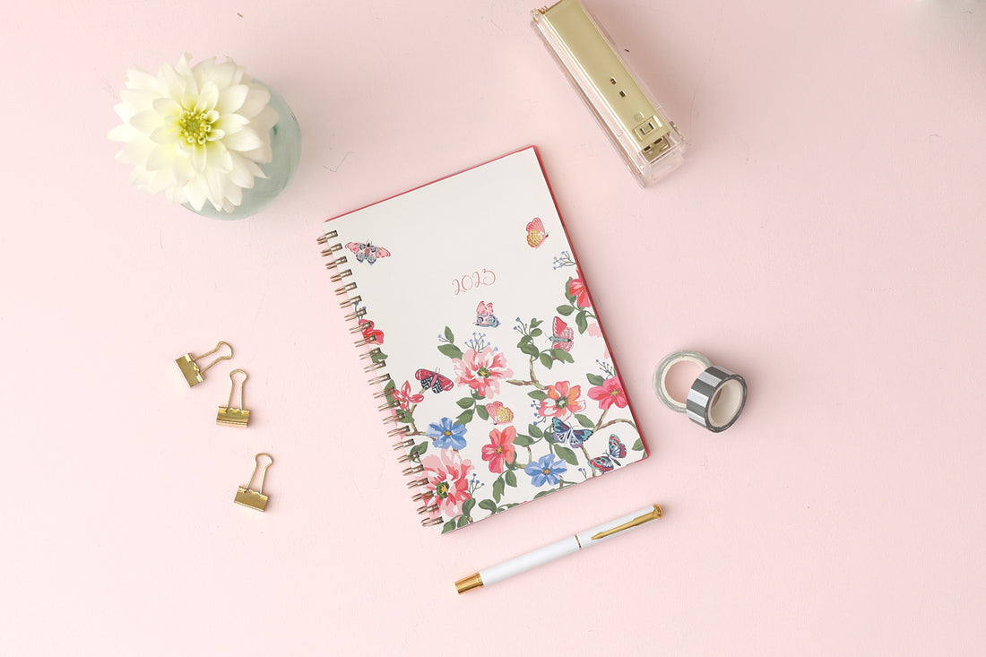 2024 blue sky floral cover and grey background weekly monthly planner in 5x8 planner size