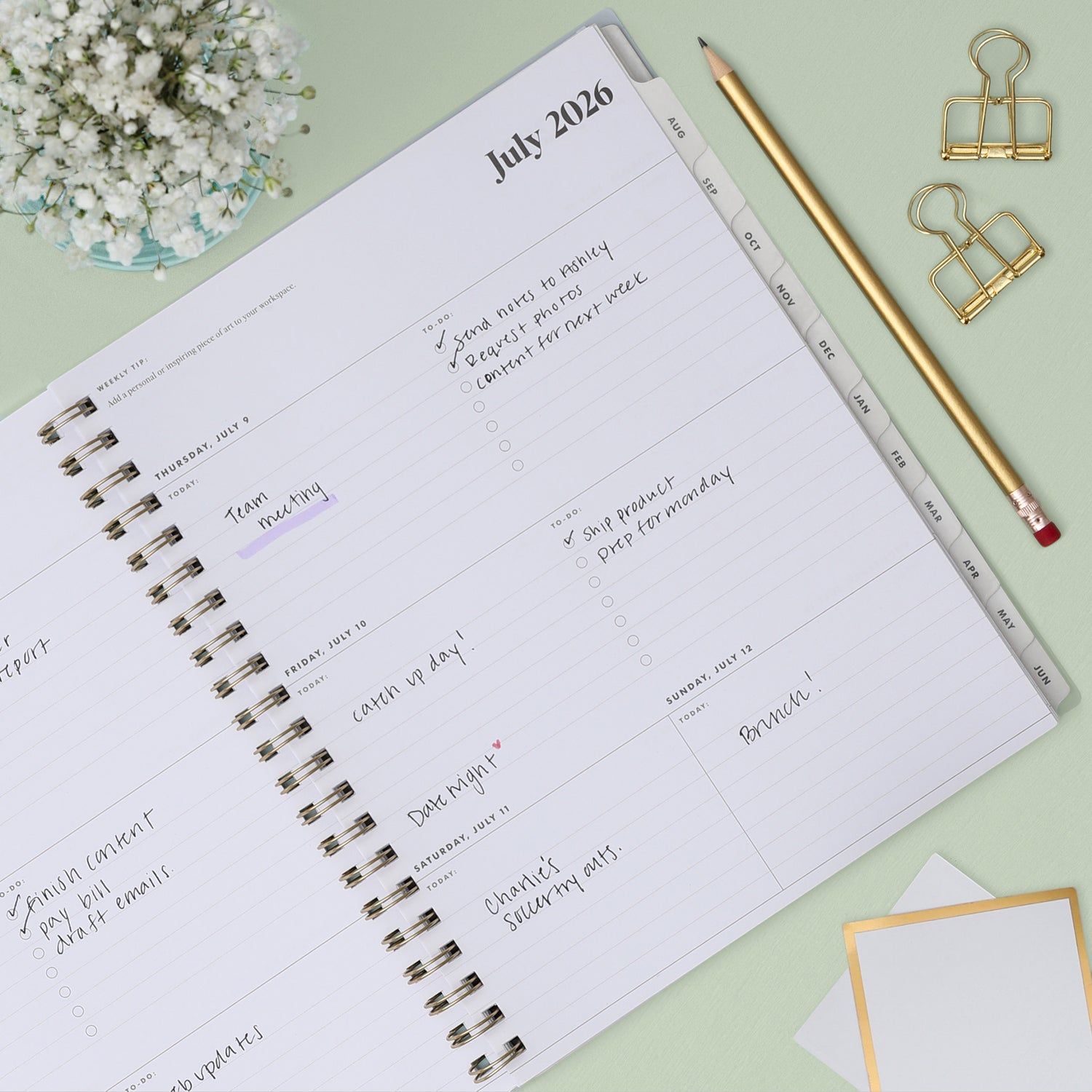 2026-2027 weekly spread featuring ample writing space, bullet points, to do-list.